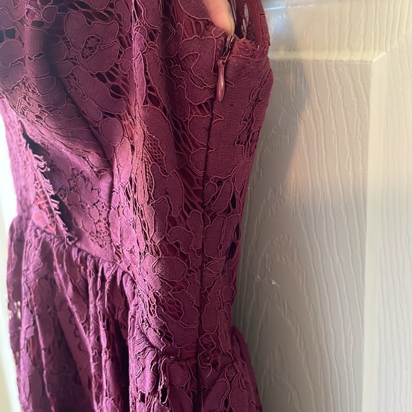❤️  Tobi lace Dress size Small - Picture 6 of 10